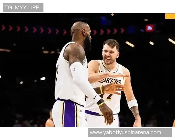 湖人媒体日回顾詹姆斯谈退役东契奇分享融入感受艾顿面对巨大压力